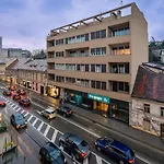 Deluxe City As Apartment - Free Parking
